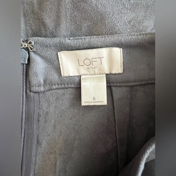 LOFT Outlet Skirt - Size 6 - Gray - Picture 4 of 5